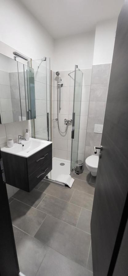 Dotis Apartman Tata Exterior foto